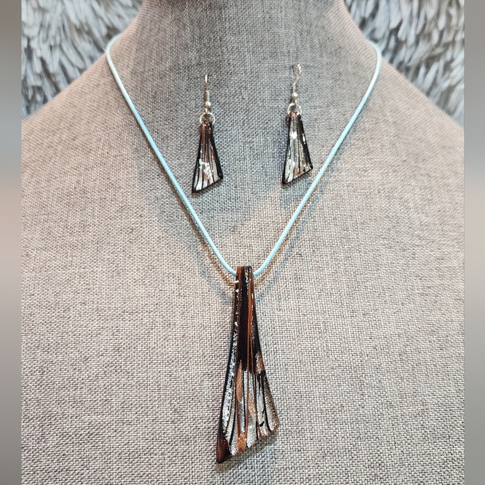 Glass Design Jewelry Set in Brown & Silver - Picture 3 of 5